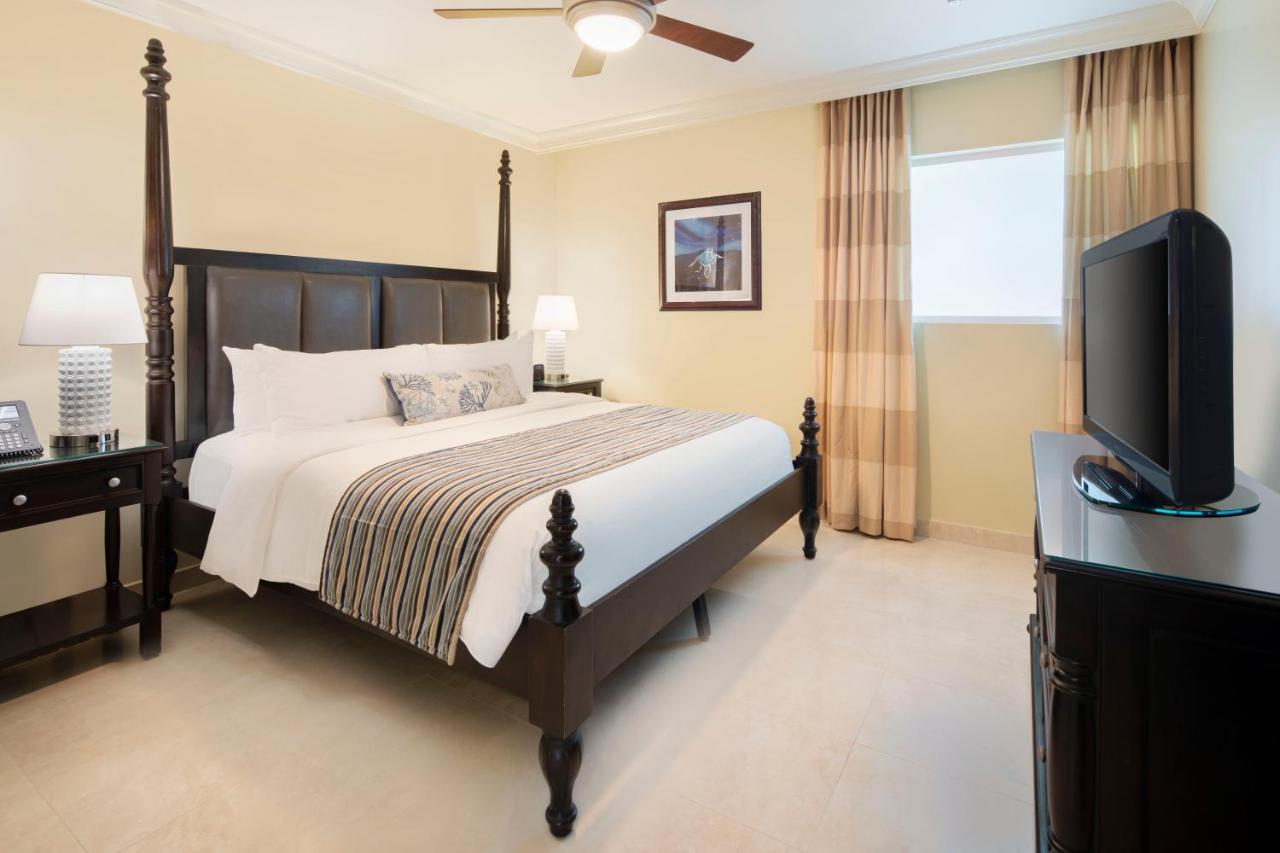 Ocean Two Resort - Breakfast Included By Ocean Hotels Saint Lawrence Gap 外观 照片