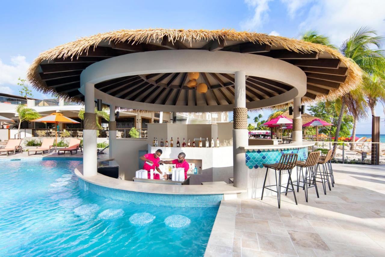 Ocean Two Resort - Breakfast Included By Ocean Hotels Saint Lawrence Gap 外观 照片